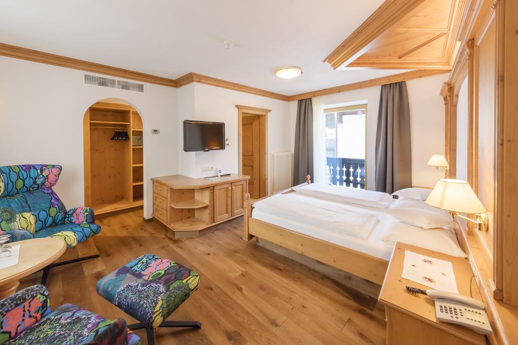 Hotel Schlosswirt เชนนา ภายนอก รูปภาพ